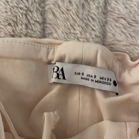 Zara cream halter crop top - Picture 4 of 4